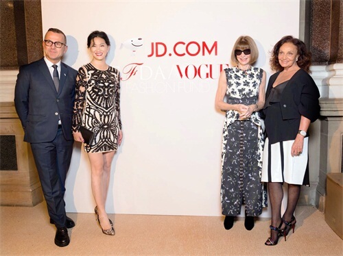 JD.com, China’s largest retailer, has partnered with the Council of Fashion Designers of America and Vogue 