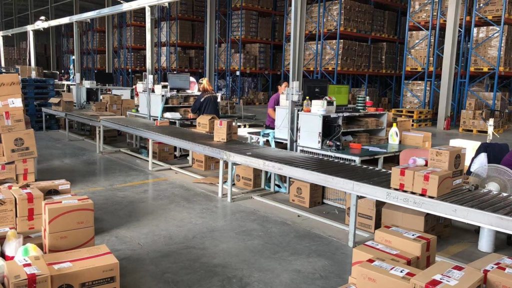 JD’s sales team has worked actively with brand partners to ensure there is enough inventory for much needed daily products in JD warehouses