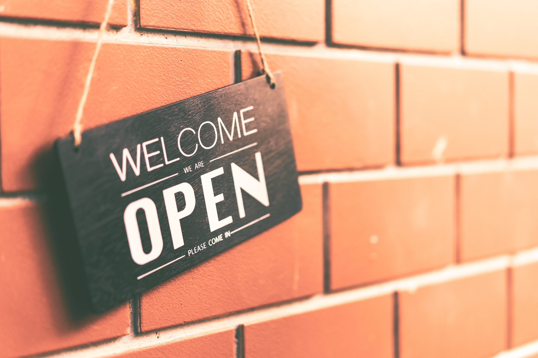 JD Helps Brick-and-Mortar Stores Resume Business Online