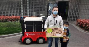 JD.com's Robot Delivered China's First Box of Zespri Kiwifruit