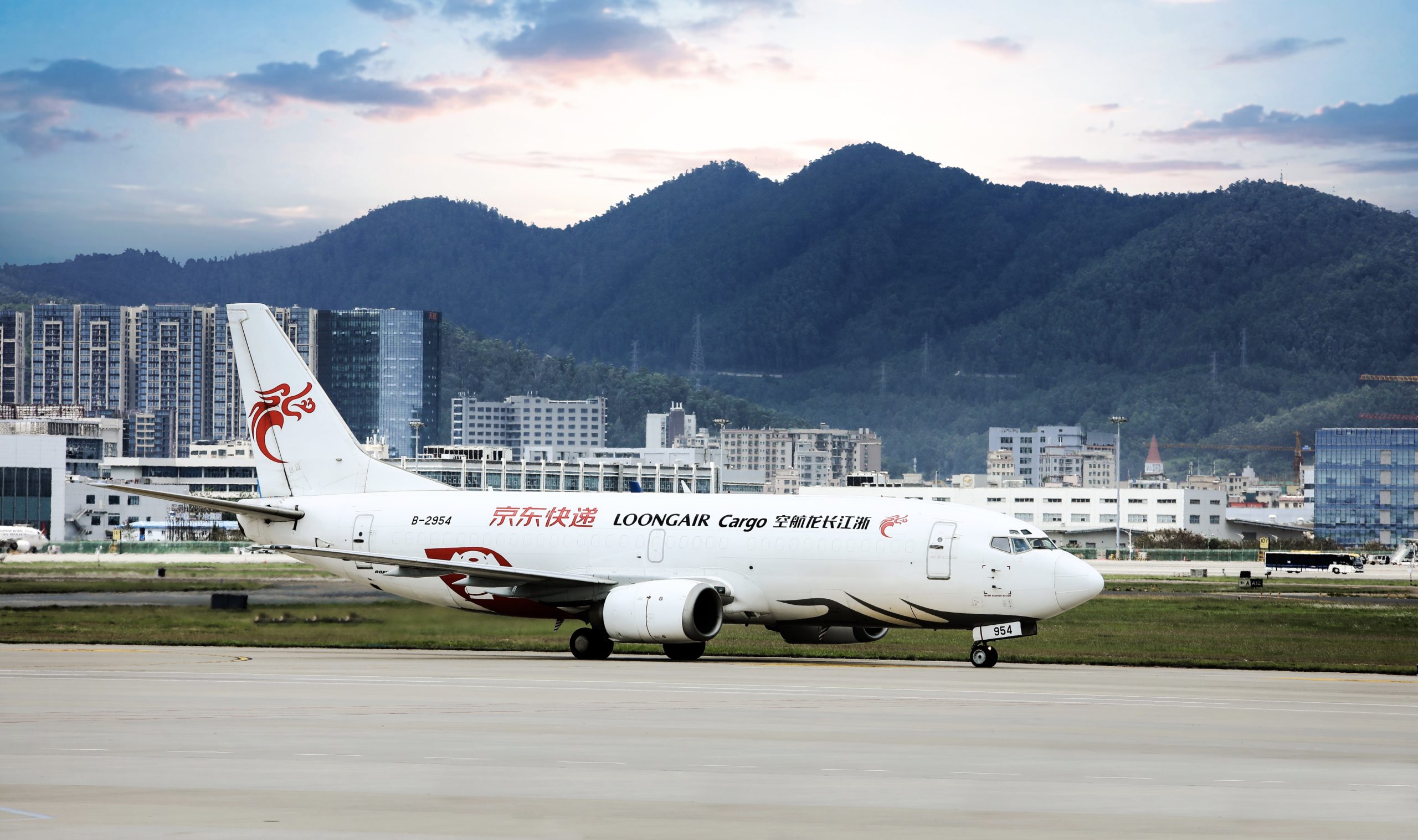 JD Adds Air Cargo Covering Yangtze River Delta and Greater Bay Area