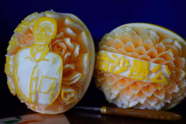 Yuan carved Zhao’s likeness on a honeydew melon as an artwork and posted it on his Weibo, China’s social media platform similar to Twitter.