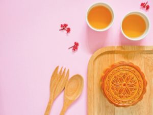 JD's Buyers Ensure Consumers Enjoy Quality Mooncakes in Mid Autumn Festival, One Gains 20lbs by Trail Tasting