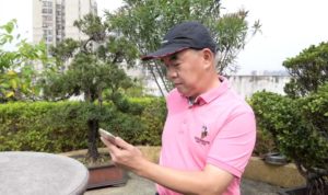 JD Helps China's Elderly Embrace New Tech Frontier