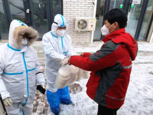 JD Couriers Ensure Meal Delivery to Frontline in Jilin