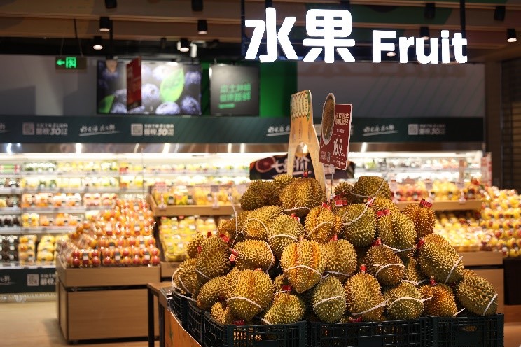 JD opened the first Shenzhen branch of its omni-channel fresh produce supermarket SEVEN FRESH on Apr. 30.