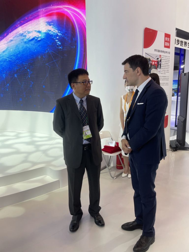 Yu Zhao, head of strategy for JD FMCG Omnichannel, and Mario Gabbi, president of China region sales for Ferrero