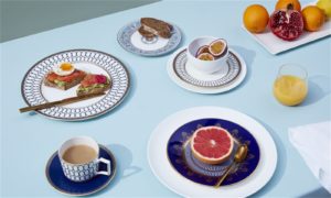 Prestigious British Porcelain Brand Boards on JD.com